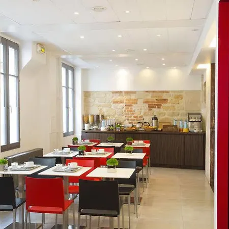 Republique Hotel Paris